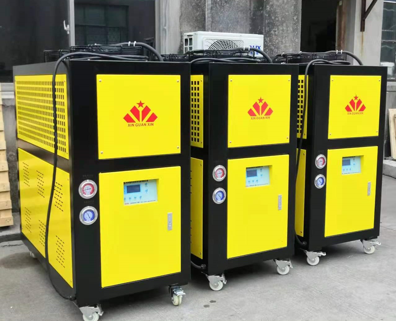  化工醫(yī)藥行業(yè)專用小型冷水機(jī)、小型冷凍機(jī)